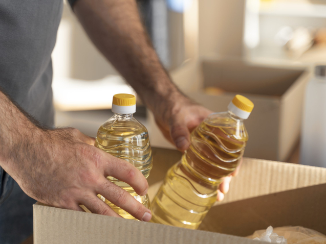 Como funciona a reciclagem de óleo de cozinha: da coleta à transformação
