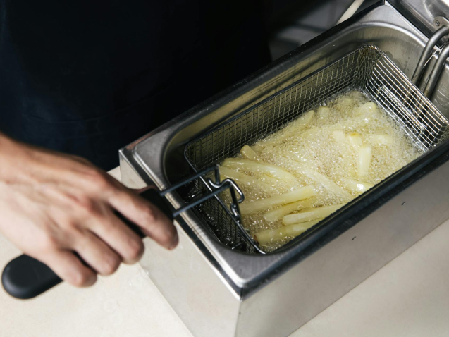 oleo-de-cozinha-usado-coleta-reciclagem-recoleo