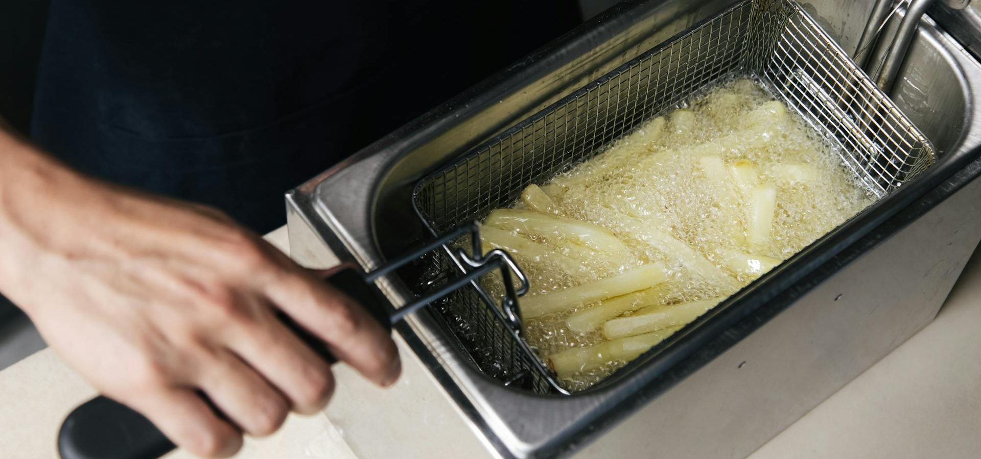 oleo-de-cozinha-usado-coleta-reciclagem-recoleo